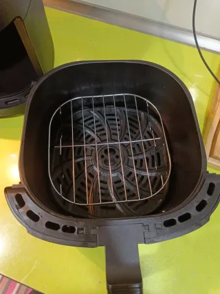 Freidora de aire Gourmia casi nueva