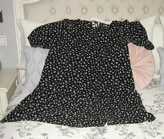 Vestido H&M Divided Estampado Floral Talla XL