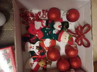 Adornos Navideños Rojos y Verdes