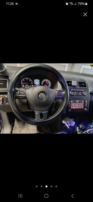 Volkswagen Touran 2011