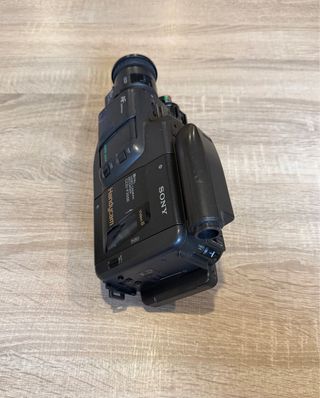 Videocámara Sony Handycam CCD-F355E Video 8