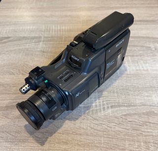 Videocámara Sony Handycam CCD-F355E Video 8