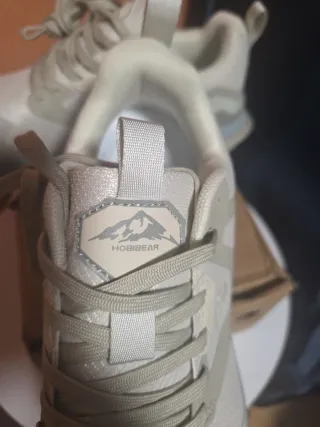 Zapatillas Hobiebear beige y grises