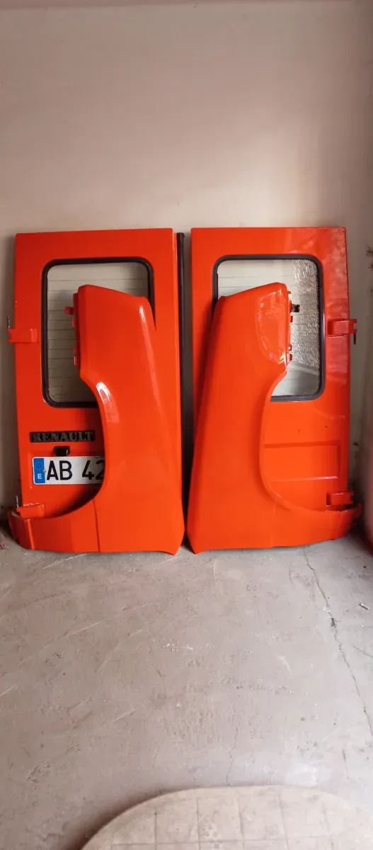 Aletas Renault Express 89