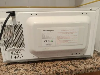 Microondas Orbegozo con Grill