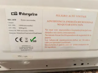 Microondas Orbegozo con Grill