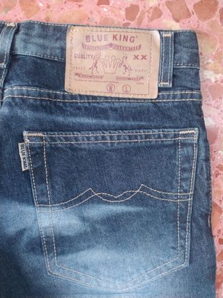 Pantalones vaqueros azules