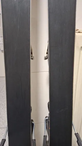 Esquís Salomon QST 130 cm