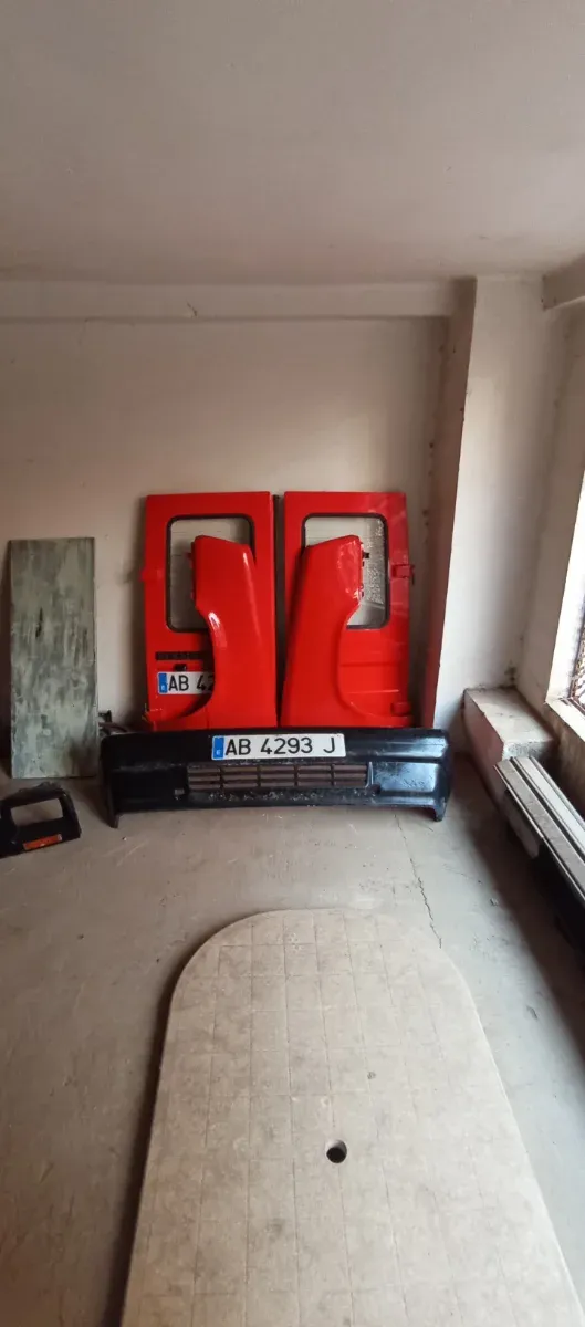 Paragolpes delantero Renault Express 89'