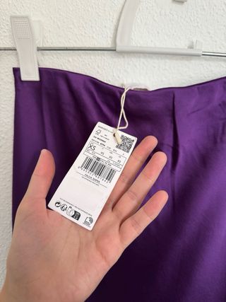 Falda midi morada XS Mango