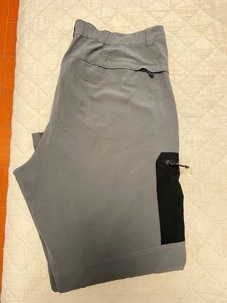 Pantalón Trekking Columbia Talla 42.