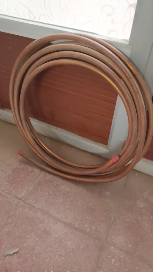 Tubo de cobre. Peso sobre unos 6kg