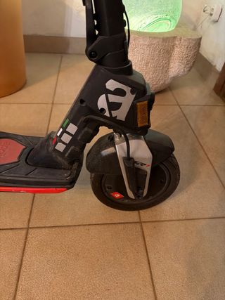 Patinete Eléctrico Aprilia ESR1