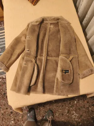 Abrigo de invierno forrado tipo parka