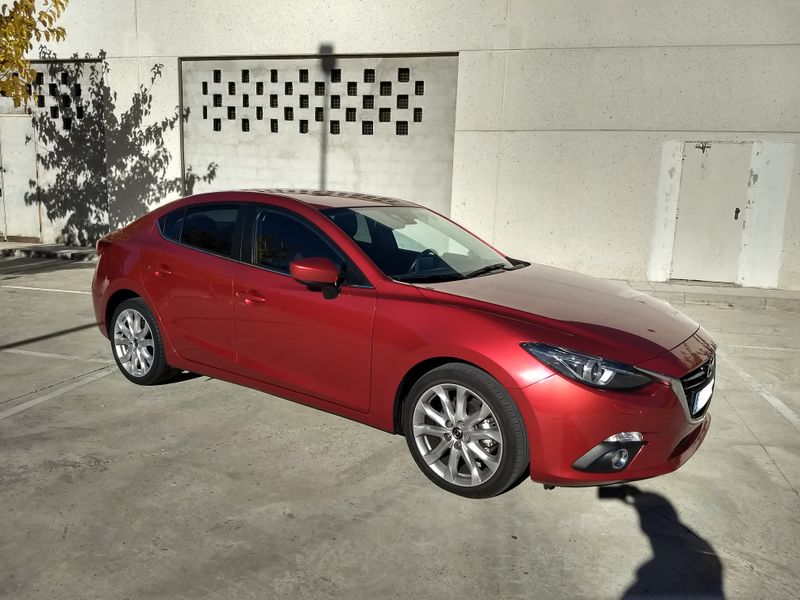 Mazda 3 2015  motor 74.000kms. cambiado nuevo 2024 - foto 1