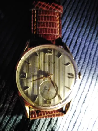 Reloj Certina Cuerda Dorado Marrón