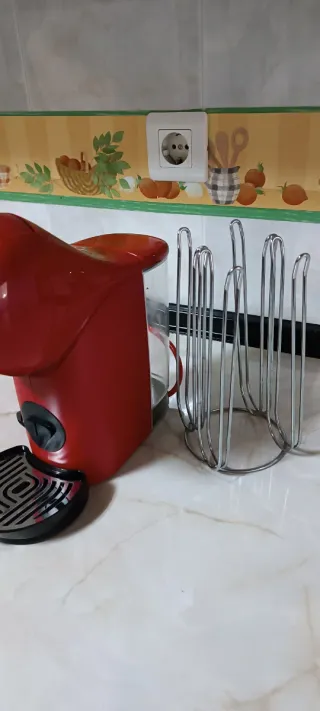 Cafetera Dolce Gus untco Roja