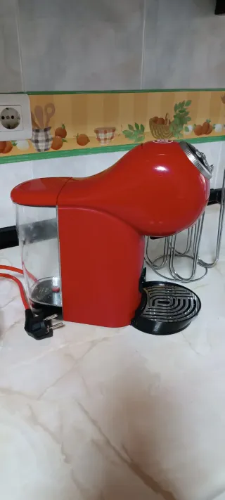 Cafetera Dolce Gus untco Roja