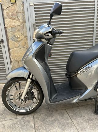 Moto Honda SH 125i ABS Top Box