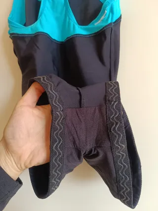 Costume intero nero e celeste, Nabaiji