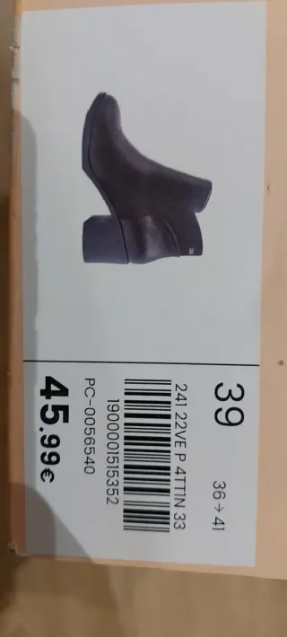 Botines negros tacón ancho talla 39.