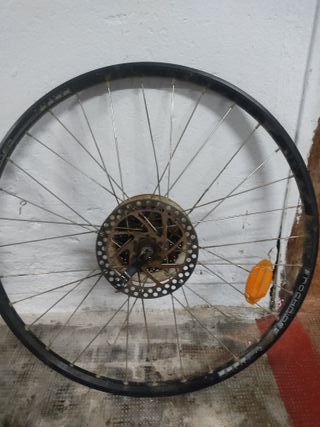 Llanta de bicicleta con disco