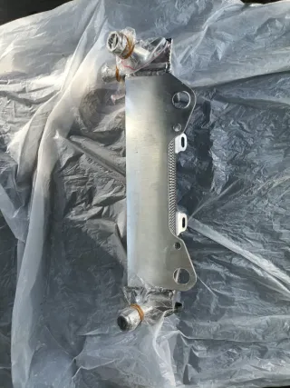 Radiador hCRF 250X nuevo con tapon