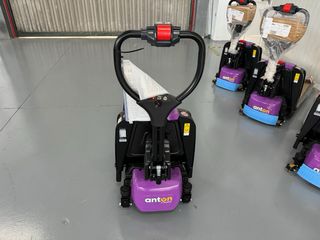 Transpaleta Eléctrica AntOn by Jungheinrich 1500kg