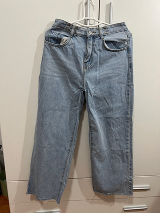 Pantalón vaquero ancho