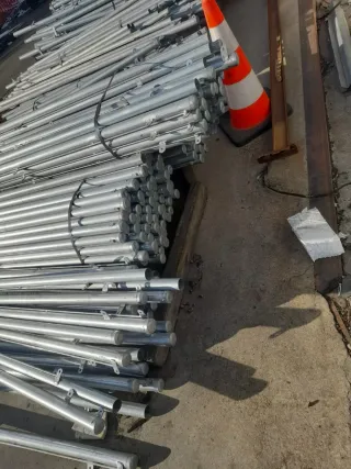 Tubos para vallas metálicas