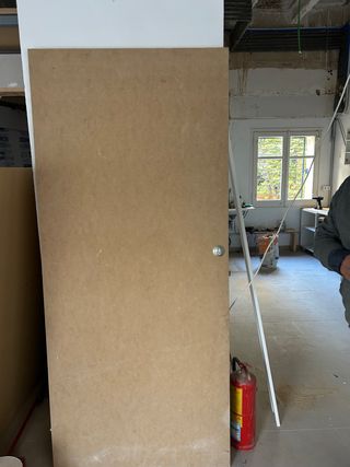 Puerta de entrada de madera MDF