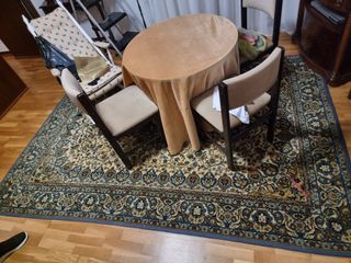 Mesa camilla y 4 sillas