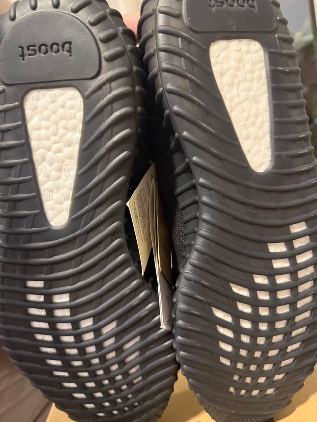 Yeezy Boost 350 V2 Onyx