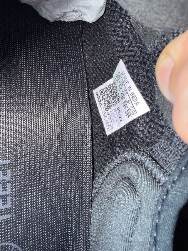 Yeezy Boost 350 V2 Onyx