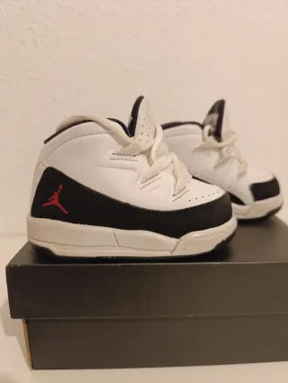 Zapatillas Bebé Jordan Deluxe BT