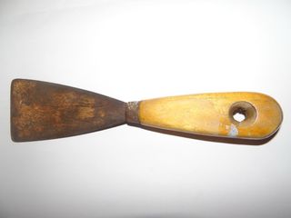 Set de 4 espátulas usadas mango madera 60mm / 70mm