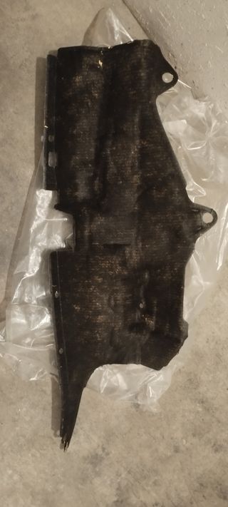 Aislamiento motor Peugeot 307