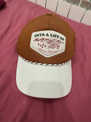 Gorra Zara Marrón y Beige