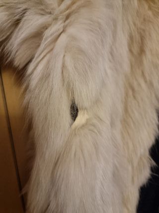 Chaquetón de pelo beige