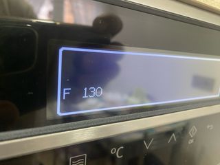 Horno Microondas Integrable AEG hay que repararlo.