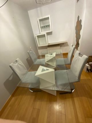 Mesa Comedor Cristal + 4 Sillas Diseño