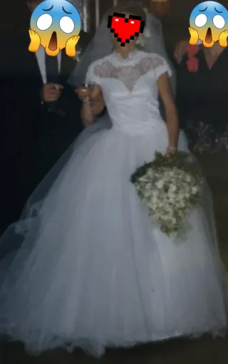 Vestido de Novia Blanco con Velo