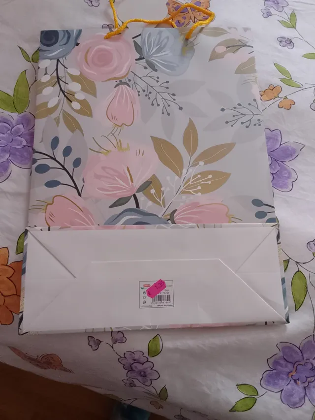 Bolsa de regalo floral