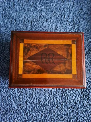 Scatola portagioie legno intarsiato inizio '900