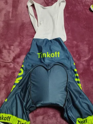 Maillot y culote ciclismo verano Tinkoff