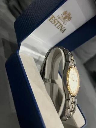 Reloj Festina Dorado y Plata