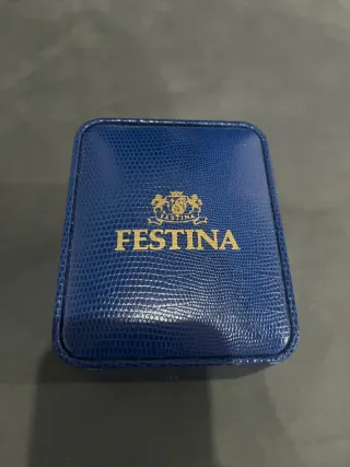 Reloj Festina Dorado y Plata