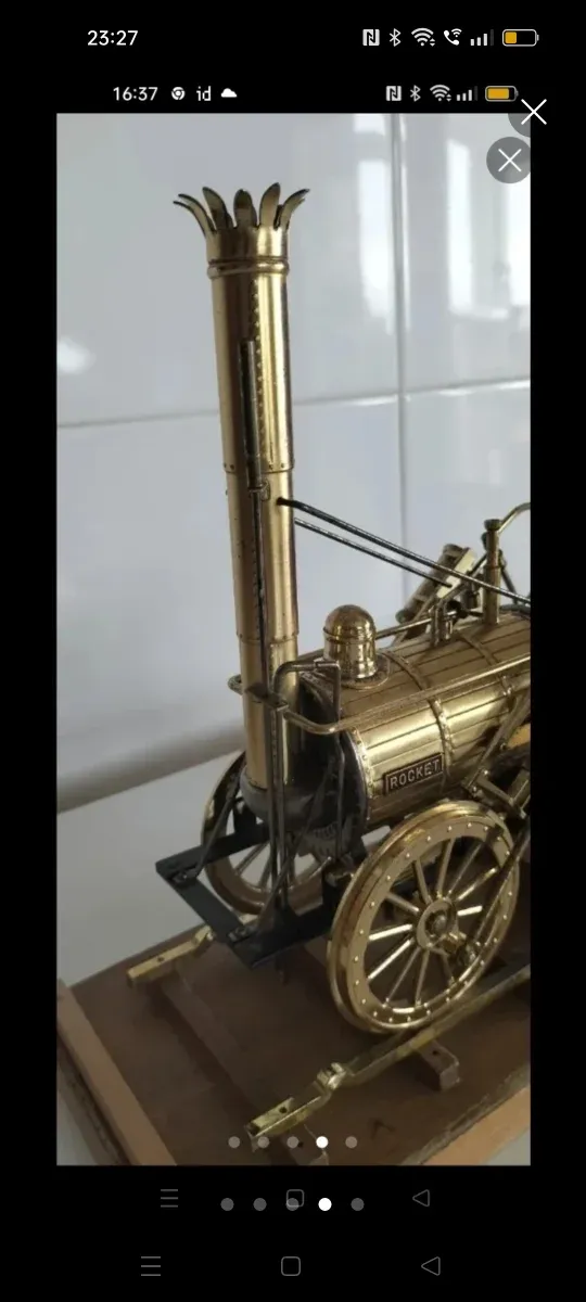 Maqueta Locomotora Rocket