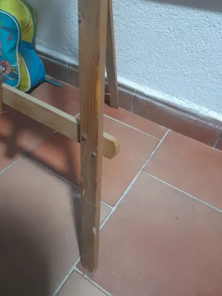 Caballete de madera para pintar