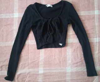 Jersey Bershka negro manga larga